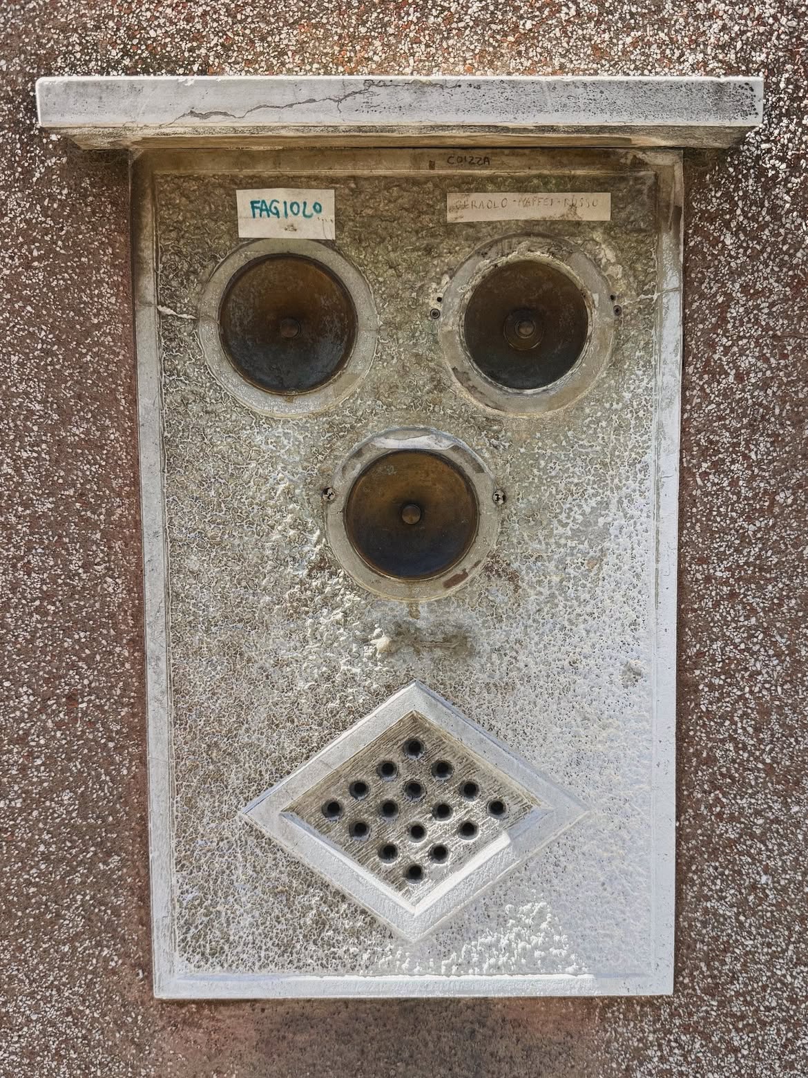 715550153 18118701142741891 3541299055584481416 n Need Thinking. Intercom faces of Venice.